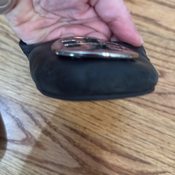 Tory Burch Black Ballet Flats silver emblem size 10.5 - Picture 5 of 8